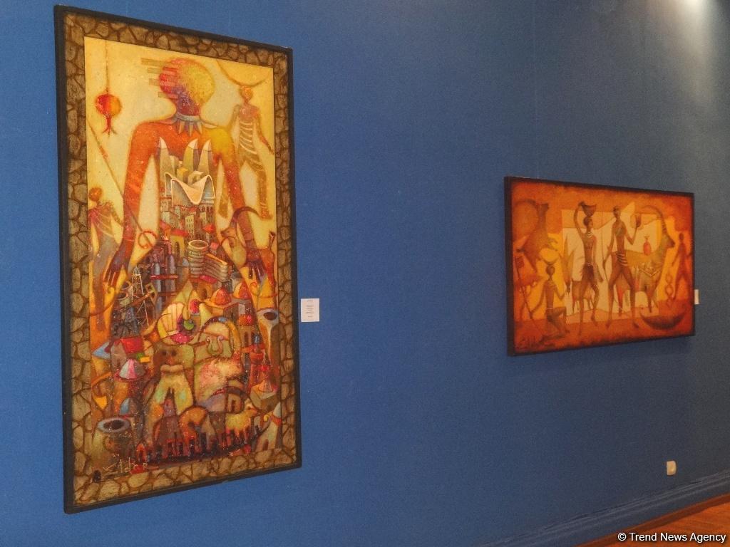 Qobustan qayaüstü təsvirləri Bakıda (FOTO)