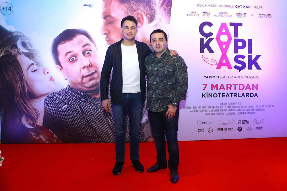 “Çat Kapı aşk” filminin möhtəşəm qala-gecəsi baş tutub (FOTO)