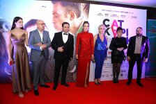 “Çat Kapı aşk” filminin möhtəşəm qala-gecəsi baş tutub (FOTO)