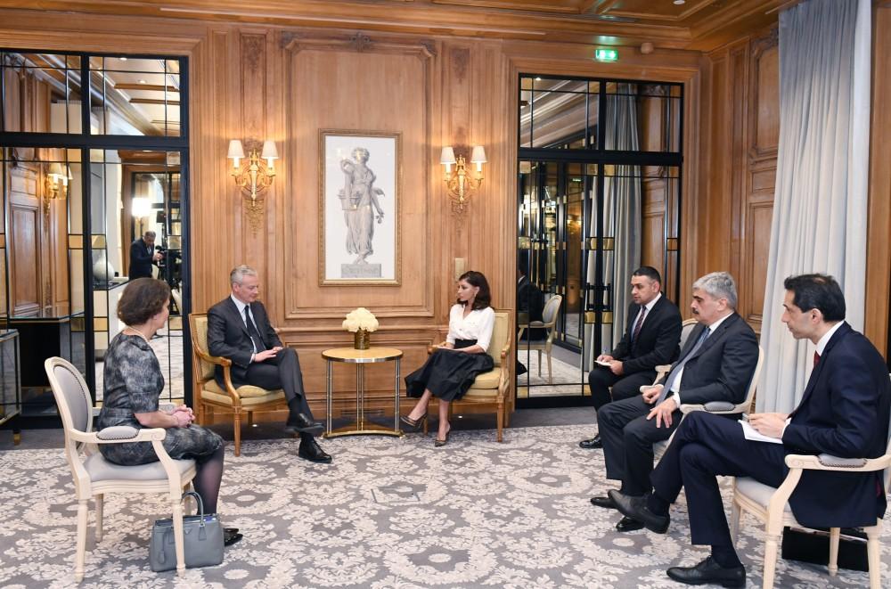 Azərbaycanın Birinci vitse-prezidenti Mehriban Əliyeva Fransanın iqtisadiyyat və maliyyə naziri Brüno Lömer ilə görüşüb (FOTO)