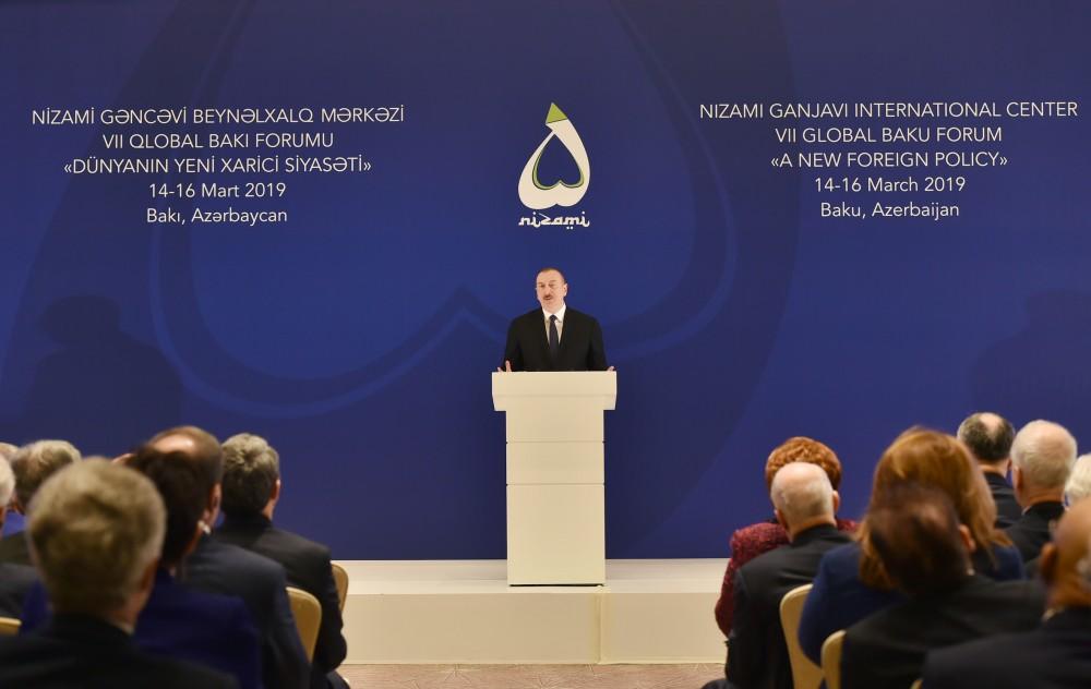 Prezident İlham Əliyev VII Qlobal Bakı Forumun açılışında iştirak edib (FOTO) (YENİLƏNİB-4)