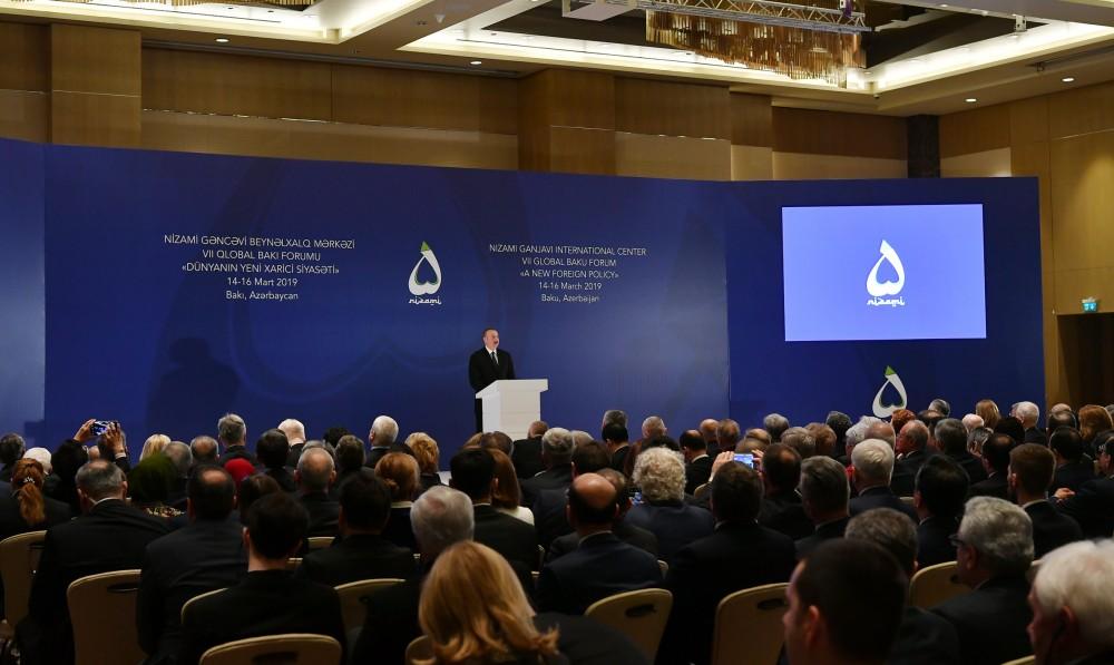 Prezident İlham Əliyev VII Qlobal Bakı Forumun açılışında iştirak edib (FOTO) (YENİLƏNİB-4)