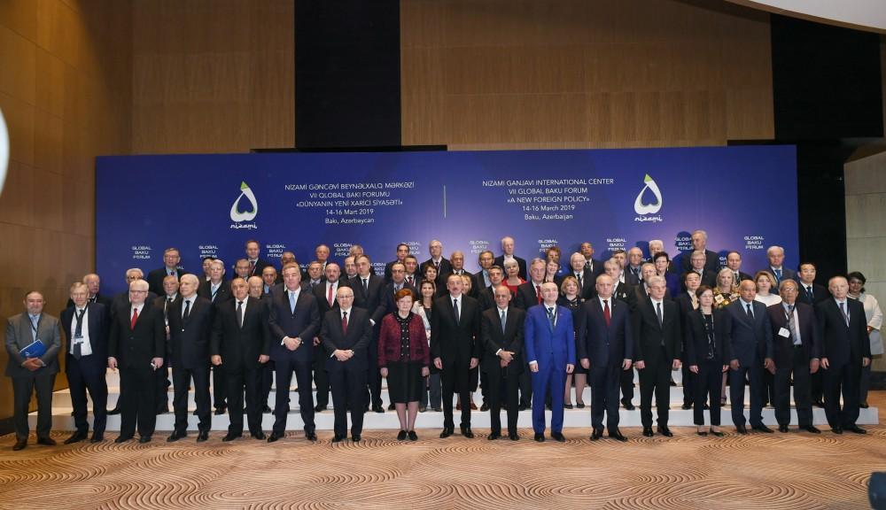Prezident İlham Əliyev VII Qlobal Bakı Forumun açılışında iştirak edib (FOTO) (YENİLƏNİB-4)