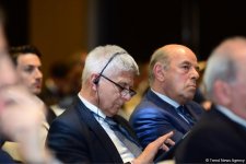 VII Qlobal Bakı Forumu işini panel iclasları ilə davam etdirir (FOTO)