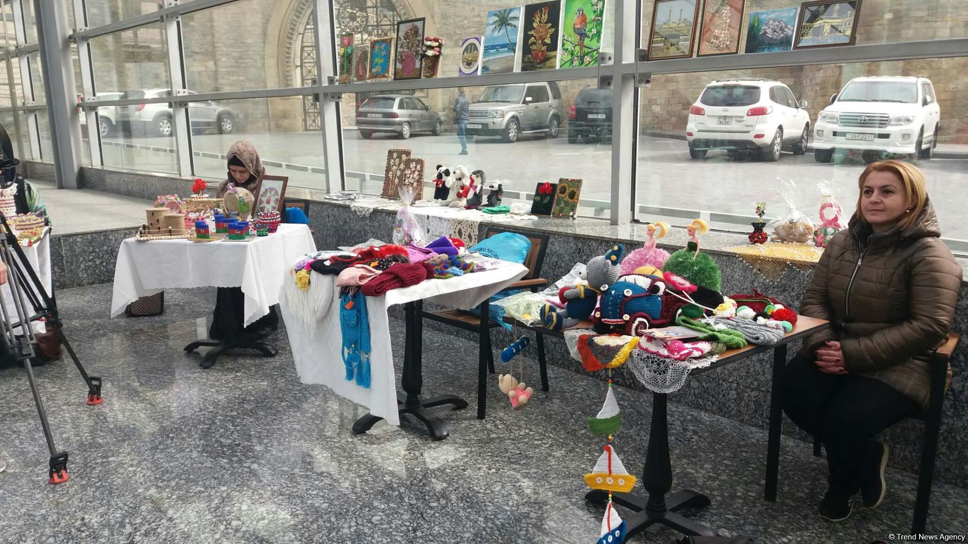 Bakı Metropoliteni əlil uşaqlara dəstək sərgisi keçirib (FOTO)