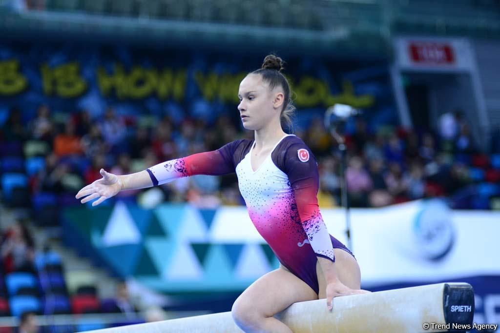 Bakıda idman gimnastikası üzrə Dünya Kubokunda ikinci yarış günü başladı (FOTO)