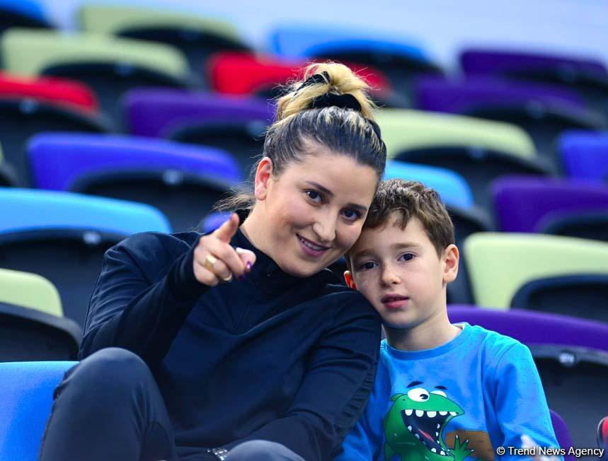 Milli Gimnastika Arenasında idman gimnastikası üzrə Dünya Kuboku çərçivəsində yarışlar davam edir (FOTO)