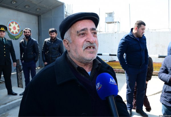 Oğlu azadlığa çıxan ata: Bu gün bizim üçün böyük bayramdır, sevincimizin həddi-hüdudu yoxdur