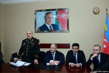 Əfv sərəncamı icra olunan 15 saylı cəzaçəkmə müəssisəsində sevinənlər... (FOTO)