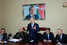 Əfv sərəncamı icra olunan 15 saylı cəzaçəkmə müəssisəsində sevinənlər... (FOTO)