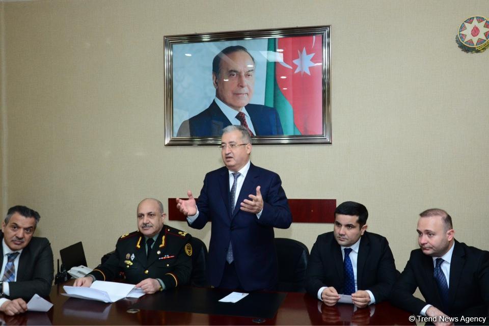 Əfv sərəncamı icra olunan 15 saylı cəzaçəkmə müəssisəsində sevinənlər... (FOTO)