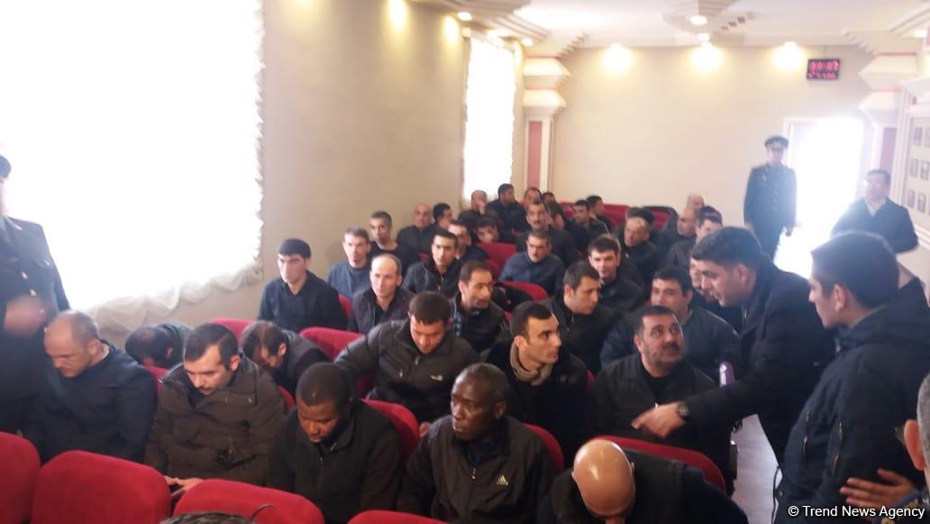 17 saylı cəzaçəkmə müəssisəsində əfv sərəncamı şamil olunmuşlar arasında əcnəbilər də var (FOTO)