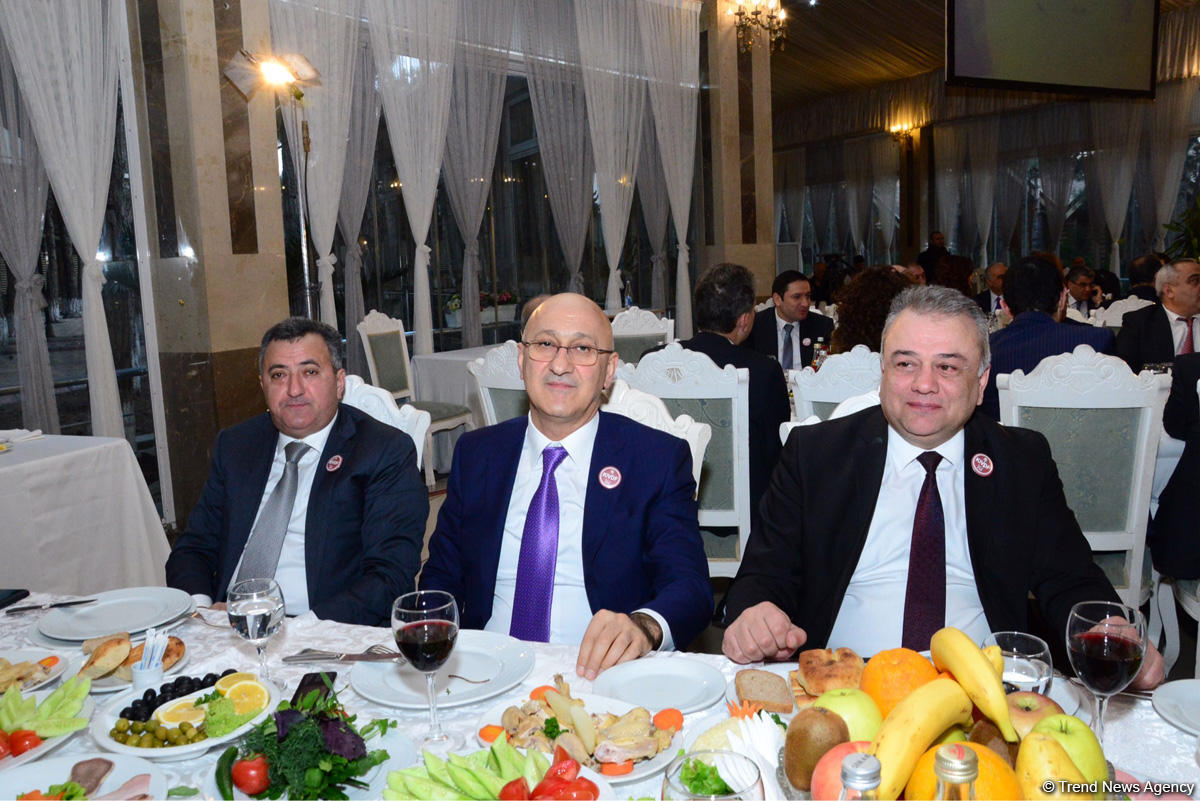 Əli Həsənov: Azərbaycan dövlətinin KİV-lərə, jurnalistlərə dəstəyi şəffaf şəkildə həyata keçirilir, bu prosesdə heç bir qaranlıq məqam yoxdur (FOTO)