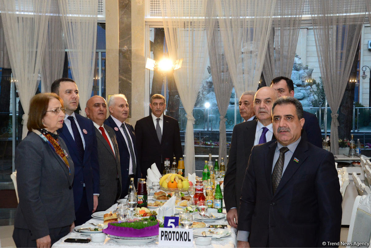 Əli Həsənov: Azərbaycan dövlətinin KİV-lərə, jurnalistlərə dəstəyi şəffaf şəkildə həyata keçirilir, bu prosesdə heç bir qaranlıq məqam yoxdur (FOTO)