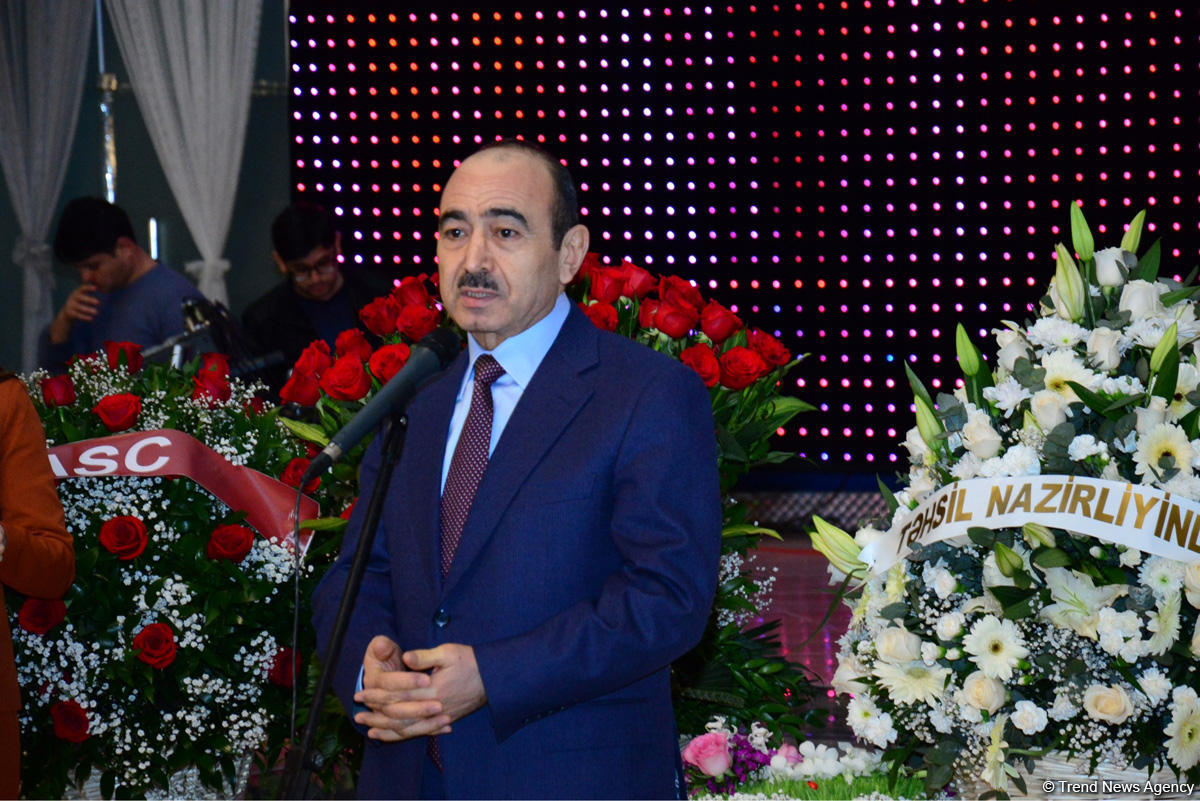 Əli Həsənov: Azərbaycan dövlətinin KİV-lərə, jurnalistlərə dəstəyi şəffaf şəkildə həyata keçirilir, bu prosesdə heç bir qaranlıq məqam yoxdur (FOTO)