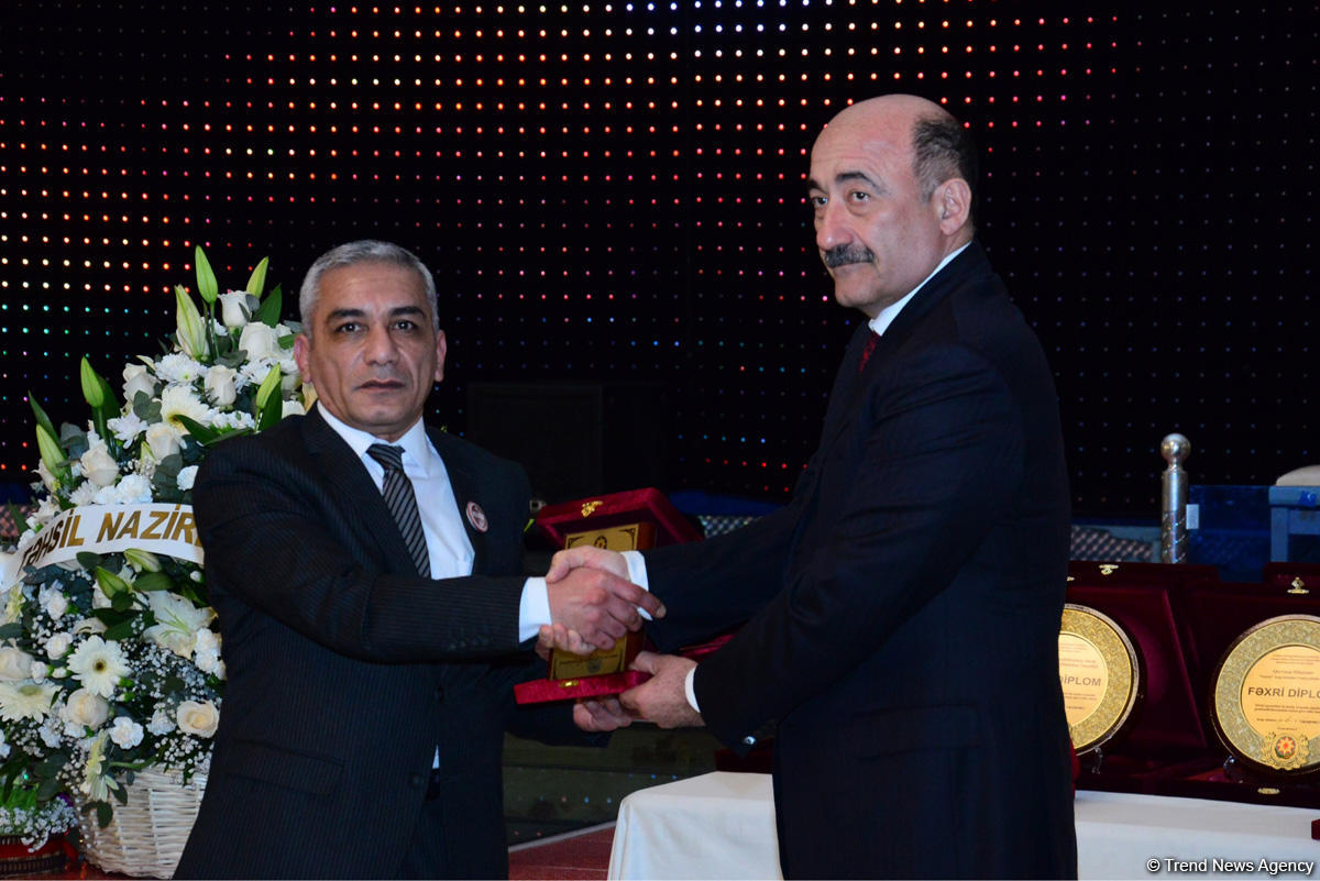 Əli Həsənov: Azərbaycan dövlətinin KİV-lərə, jurnalistlərə dəstəyi şəffaf şəkildə həyata keçirilir, bu prosesdə heç bir qaranlıq məqam yoxdur (FOTO)