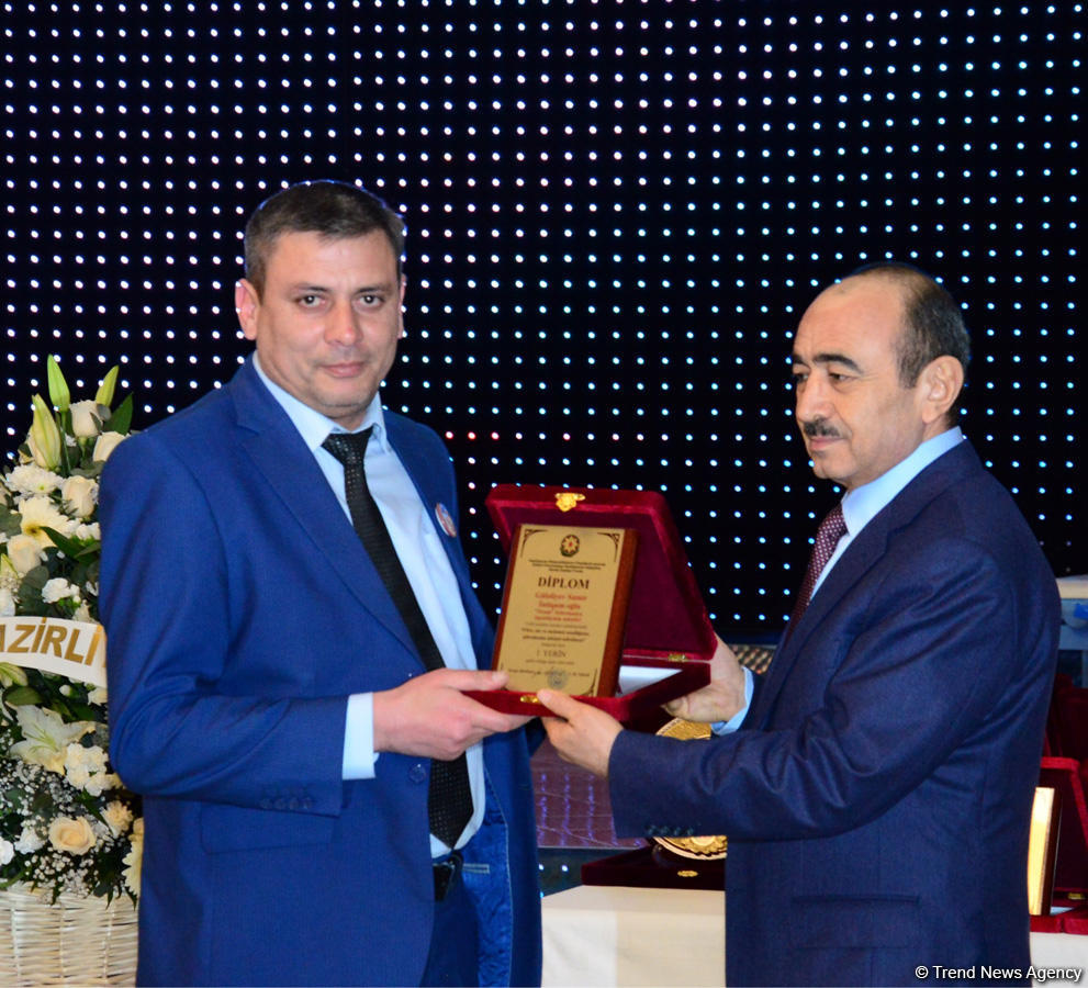 Trend İnformasiya Agentliyinin əməkdaşı KİVDF-nin elan etdiyi yazı müsabiqəsinin qalibi olub (FOTO)
