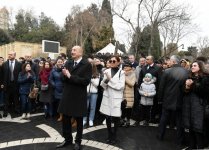 Prezident İlham Əliyev və birinci xanım Mehriban Əliyeva Novruz bayramı münasibətilə ümumxalq şənliyində iştirak ediblər (YENİLƏNİB-3) (FOTO)
