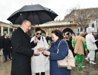 Prezident İlham Əliyev və birinci xanım Mehriban Əliyeva Novruz bayramı münasibətilə ümumxalq şənliyində iştirak ediblər (YENİLƏNİB-3) (FOTO)