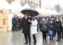 Prezident İlham Əliyev və birinci xanım Mehriban Əliyeva Novruz bayramı münasibətilə ümumxalq şənliyində iştirak ediblər (YENİLƏNİB-3) (FOTO)