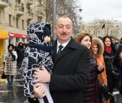 Prezident İlham Əliyev və birinci xanım Mehriban Əliyeva Novruz bayramı münasibətilə ümumxalq şənliyində iştirak ediblər (YENİLƏNİB-3) (FOTO)