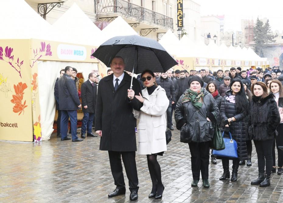Prezident İlham Əliyev və birinci xanım Mehriban Əliyeva Novruz bayramı münasibətilə ümumxalq şənliyində iştirak ediblər (YENİLƏNİB-3) (FOTO)