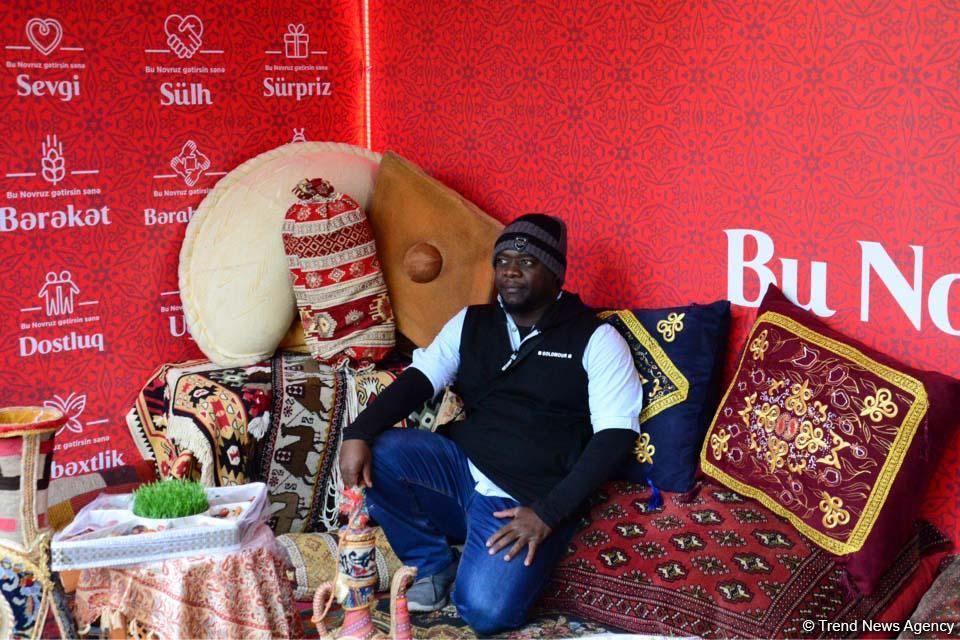 Bayram ab-havalı Bakı (FOTOSESSİYA)