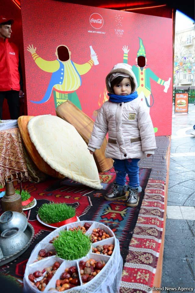 Bayram ab-havalı Bakı (FOTOSESSİYA)