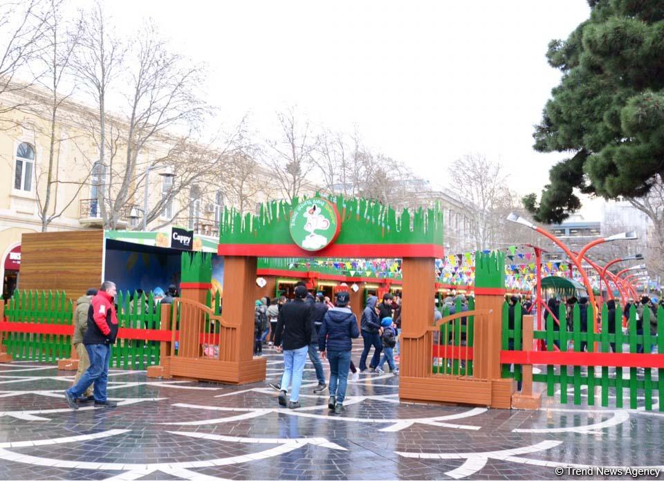 Bayram ab-havalı Bakı (FOTOSESSİYA)