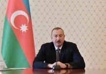 Bakının Nizami rayonundakı ticarət mərkəzində baş vermiş yanğınla əlaqədar Prezident İlham Əliyevin sədrliyi ilə müşavirə keçirilib (FOTO) (YENİLƏNİB 2)