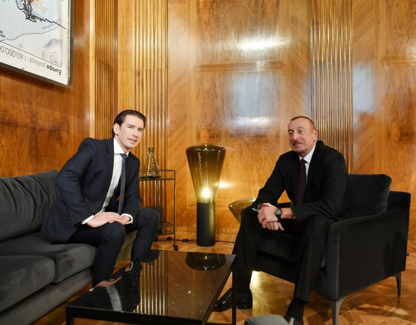 Prezident İlham Əliyev Vyanada Avstriyanın Federal Kansleri Sebastian Kurts ilə görüşüb (FOTO) (YENİLƏNİB)