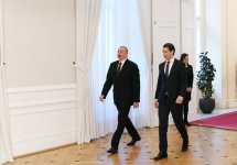 Prezident İlham Əliyev Vyanada Avstriyanın Federal Kansleri Sebastian Kurts ilə görüşüb (FOTO) (YENİLƏNİB)