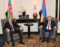 Prezident İlham Əliyevlə Ermənistanın baş naziri arasında təkbətək görüş yekunlaşıb (FOTO) (YENİLƏNİB 2)