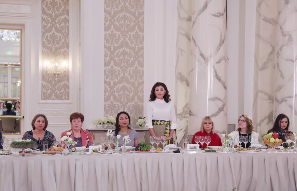 Birinci vitse-prezident Mehriban Əliyeva: Azərbaycan müasir, dünyaya açıq, sülhsevər, daim əməkdaşlıq və inkişaf naminə çıxış edən ölkədir (FOTO)