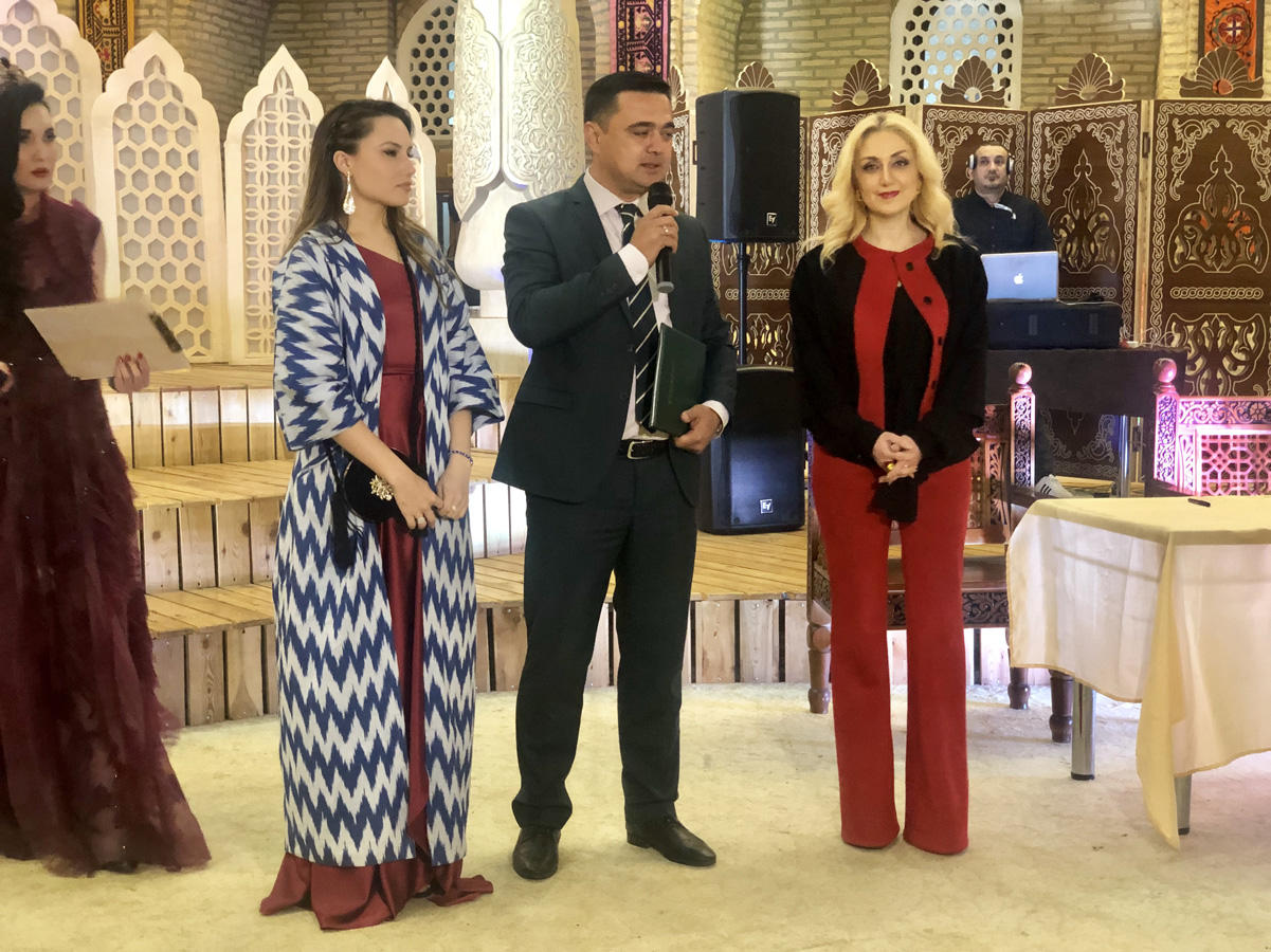 Gülnarə Xəlilova beynəlxalq milli geyim dizaynerləri assosiasiyasının yaradılması haqqında memorandum imzalayıb (FOTO)