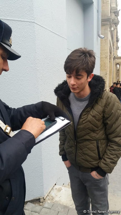 Piyadalar saxlanıldı - 20 nəfərə protokol yazılıb (FOTO)