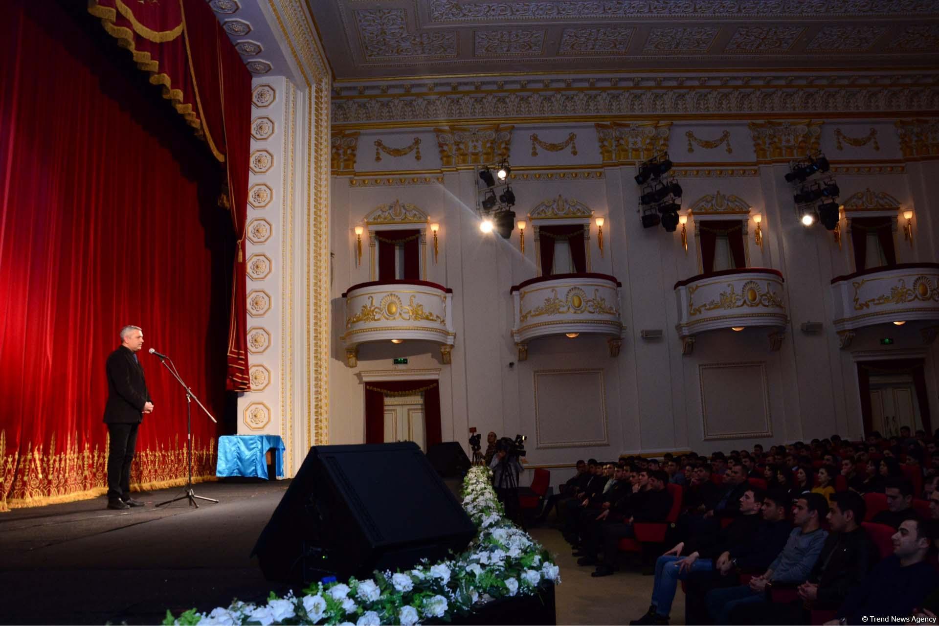 DTX-nin Mədəniyyət Mərkəzində “Şanlı Vətən” tamaşası nümayiş edilib (FOTO)