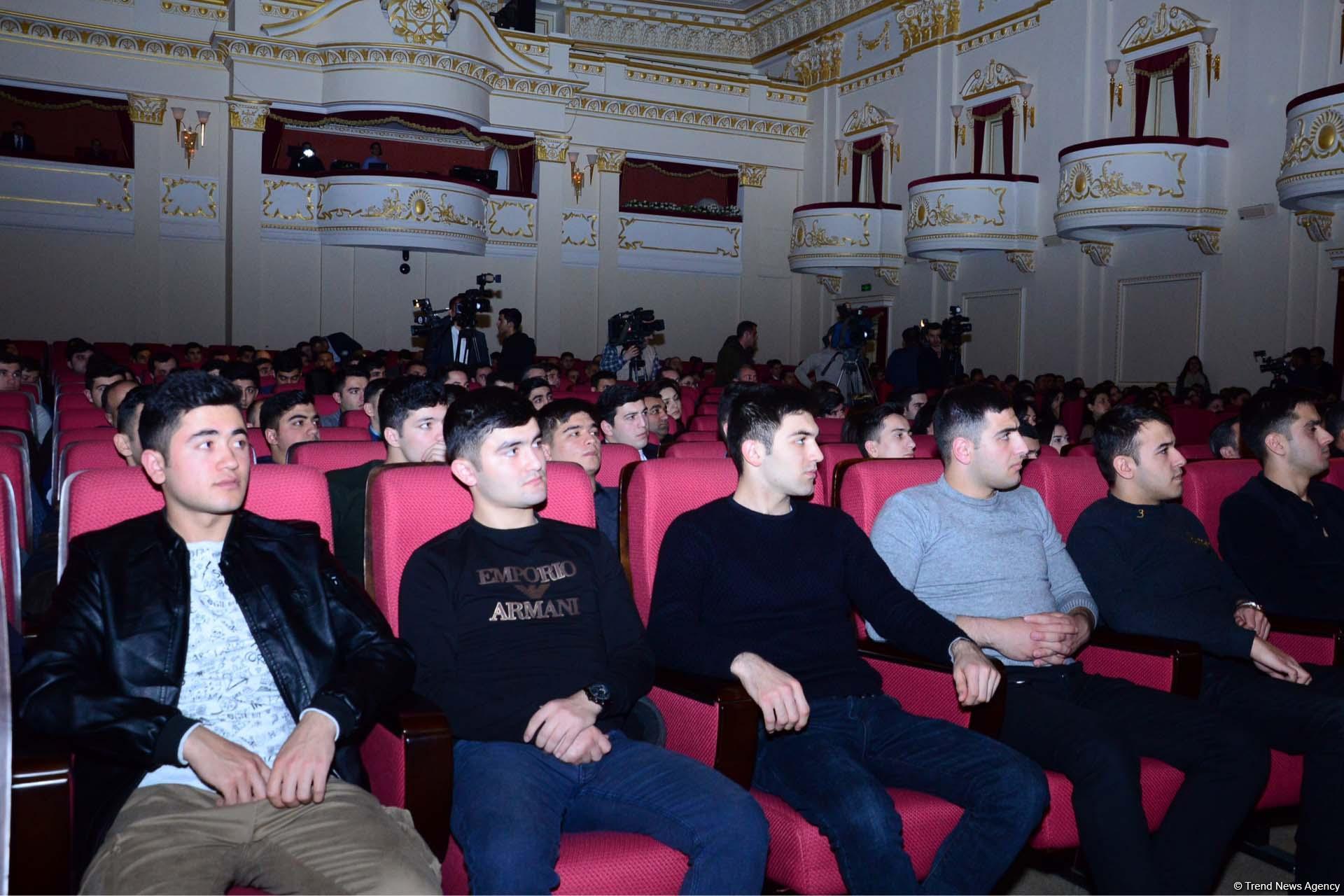 DTX-nin Mədəniyyət Mərkəzində “Şanlı Vətən” tamaşası nümayiş edilib (FOTO)