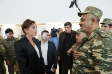 Birinci vitse-prezident Mehriban Əliyeva Heydər Əliyev Fondu tərəfindən yüksək texnologiyalı protezlərlə təmin olunan hərbçilərlə görüşüb (FOTO) (YENİLƏNİB)