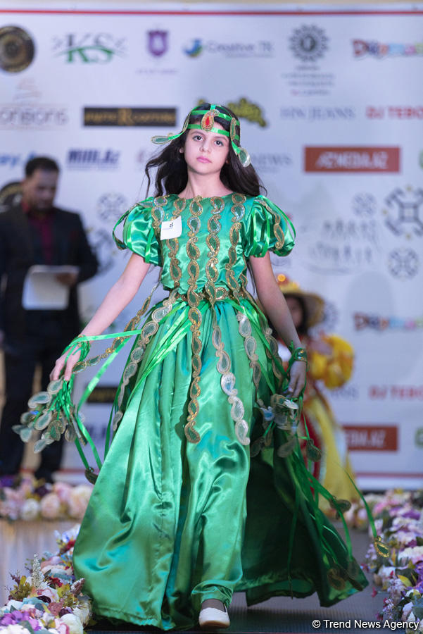 "Milli Ornament və Naxışlar" adlı uşaq moda müsabiqəsi keçirilib (FOTO)