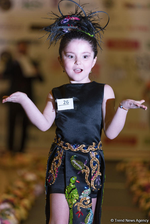 "Milli Ornament və Naxışlar" adlı uşaq moda müsabiqəsi keçirilib (FOTO)