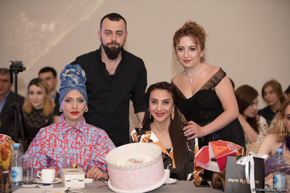 "Milli Ornament və Naxışlar" adlı uşaq moda müsabiqəsi keçirilib (FOTO)