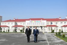Prezident İlham Əliyev Kürdəxanıda məcburi köçkün ailələri üçün yeni yaşayış kompleksinin açılışında iştirak edib (FOTO) (YENİLƏNİB 3)