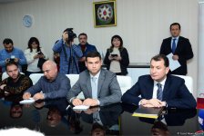 Nazir: “Diqlas” ticarət mərkəzində yanğından zərər çəkmiş 57 sahibkar maliyyə yardımı alıb (FOTO)