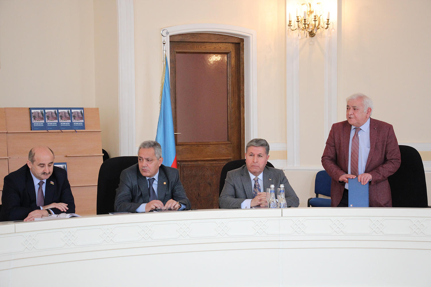 “Heydər Əliyev - milli-siyasi elitamızın zirvəsi” kitabının təqdimat mərasimi keçirilib (FOTO)