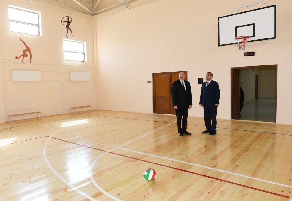 Prezident İlham Əliyev Kürdəxanıda məcburi köçkün ailələri üçün yeni yaşayış kompleksinin açılışında iştirak edib (FOTO) (YENİLƏNİB 3)