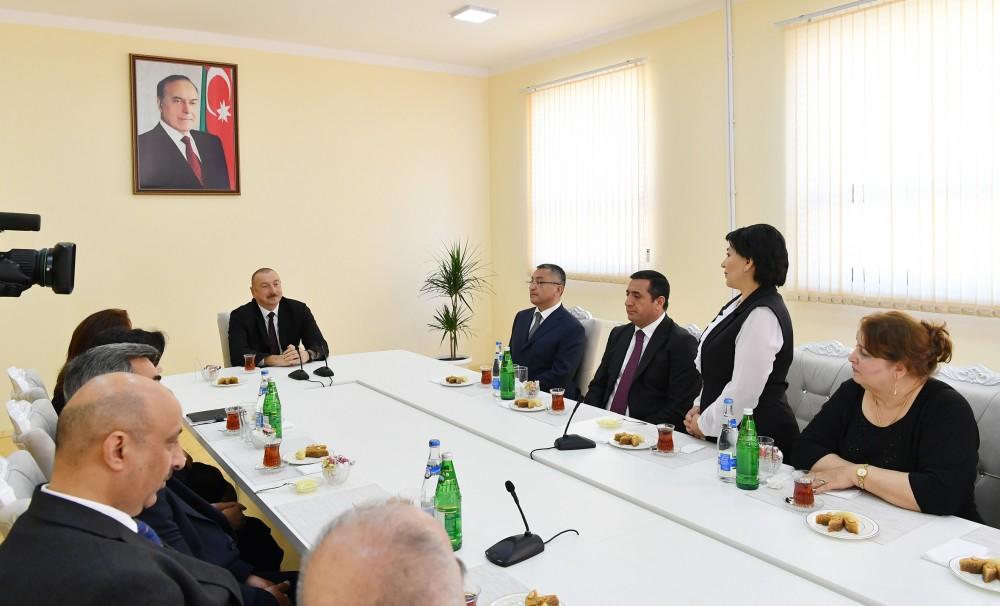 Prezident İlham Əliyev Kürdəxanıda məcburi köçkün ailələri üçün yeni yaşayış kompleksinin açılışında iştirak edib (FOTO) (YENİLƏNİB 3)