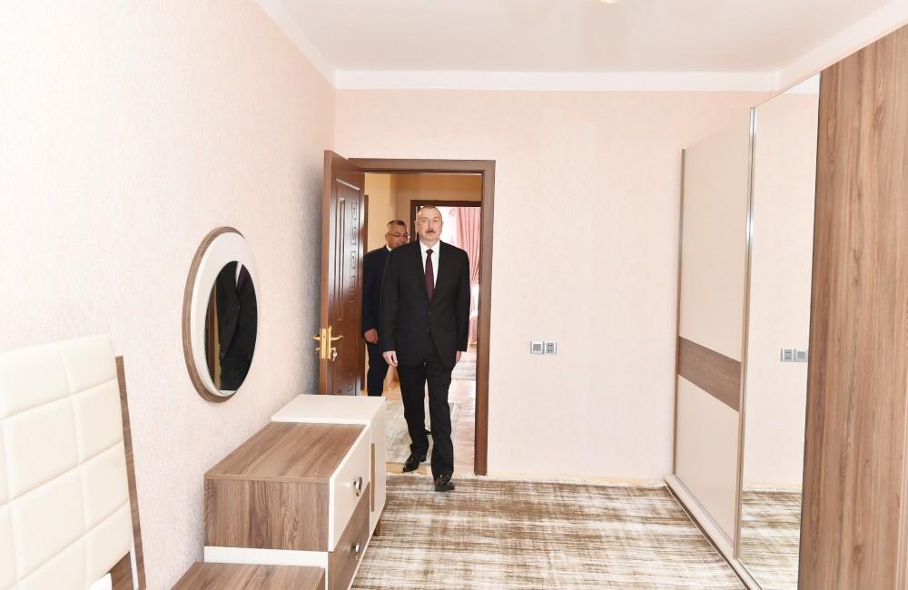 Prezident İlham Əliyev Kürdəxanıda məcburi köçkün ailələri üçün yeni yaşayış kompleksinin açılışında iştirak edib (FOTO) (YENİLƏNİB 3)
