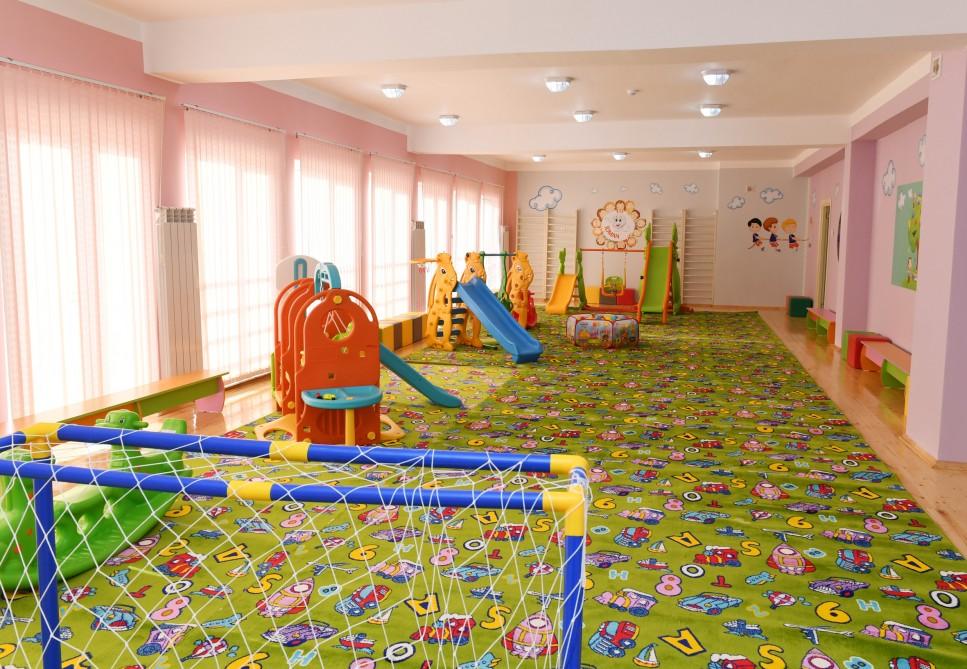 Prezident İlham Əliyev Kürdəxanıda məcburi köçkün ailələri üçün yeni yaşayış kompleksinin açılışında iştirak edib (FOTO) (YENİLƏNİB 3)