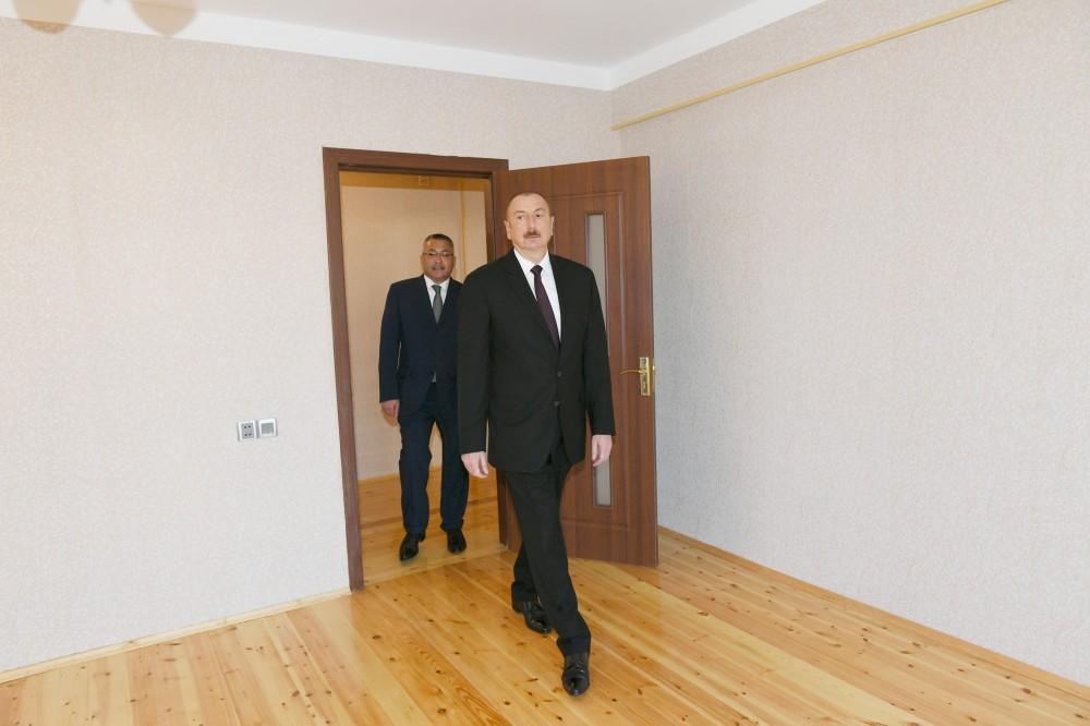Prezident İlham Əliyev Kürdəxanıda məcburi köçkün ailələri üçün yeni yaşayış kompleksinin açılışında iştirak edib (FOTO) (YENİLƏNİB 3)
